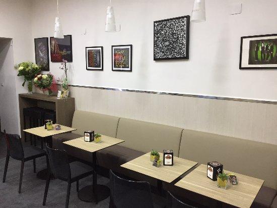 Domart Cafe